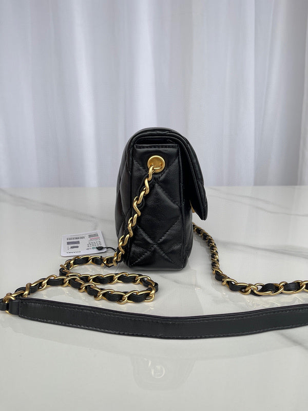Chanel Luxury Handbag Style 130