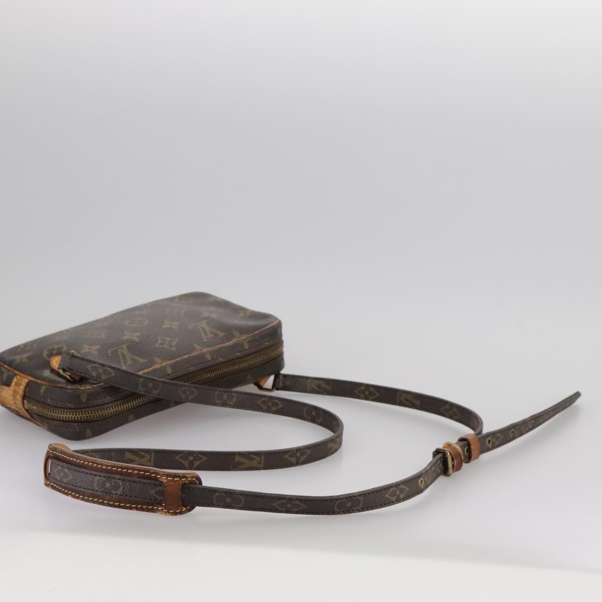 Louis Vuitton Pochette Marly