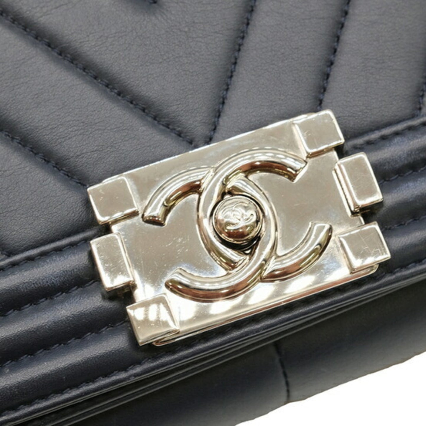 Chanel Boy Chanel V-stitch chain shoulder handbag dark navy blue with sticker