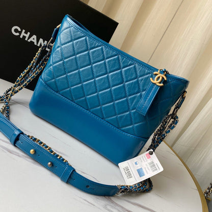 Chanel Luxury Handbag Style 475