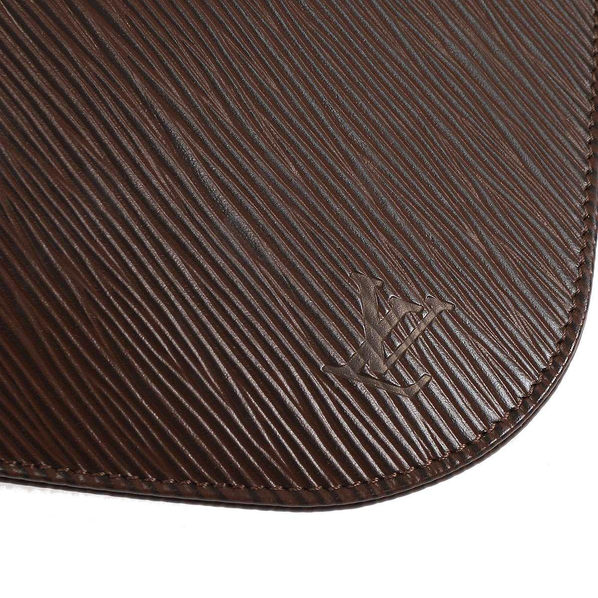 Louis Vuitton 2000 Pochette Demi-lune Brown Epi M5262D