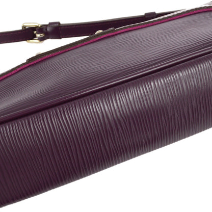 Louis Vuitton 2010 Purple Epi Pochette Montaigne Handbag M5929K