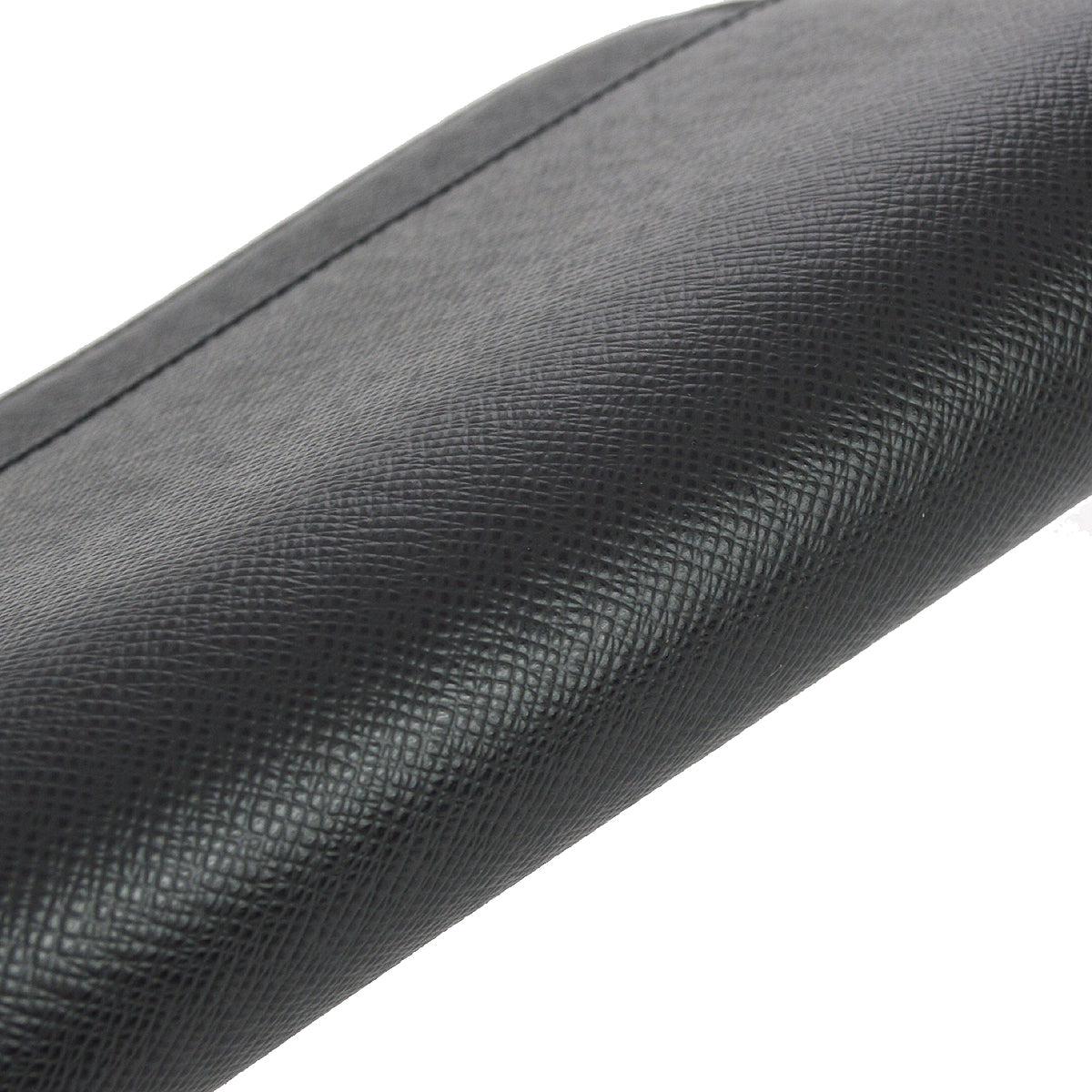 Louis Vuitton 2004 Black Taiga Baikal Clutch Handbag M30182