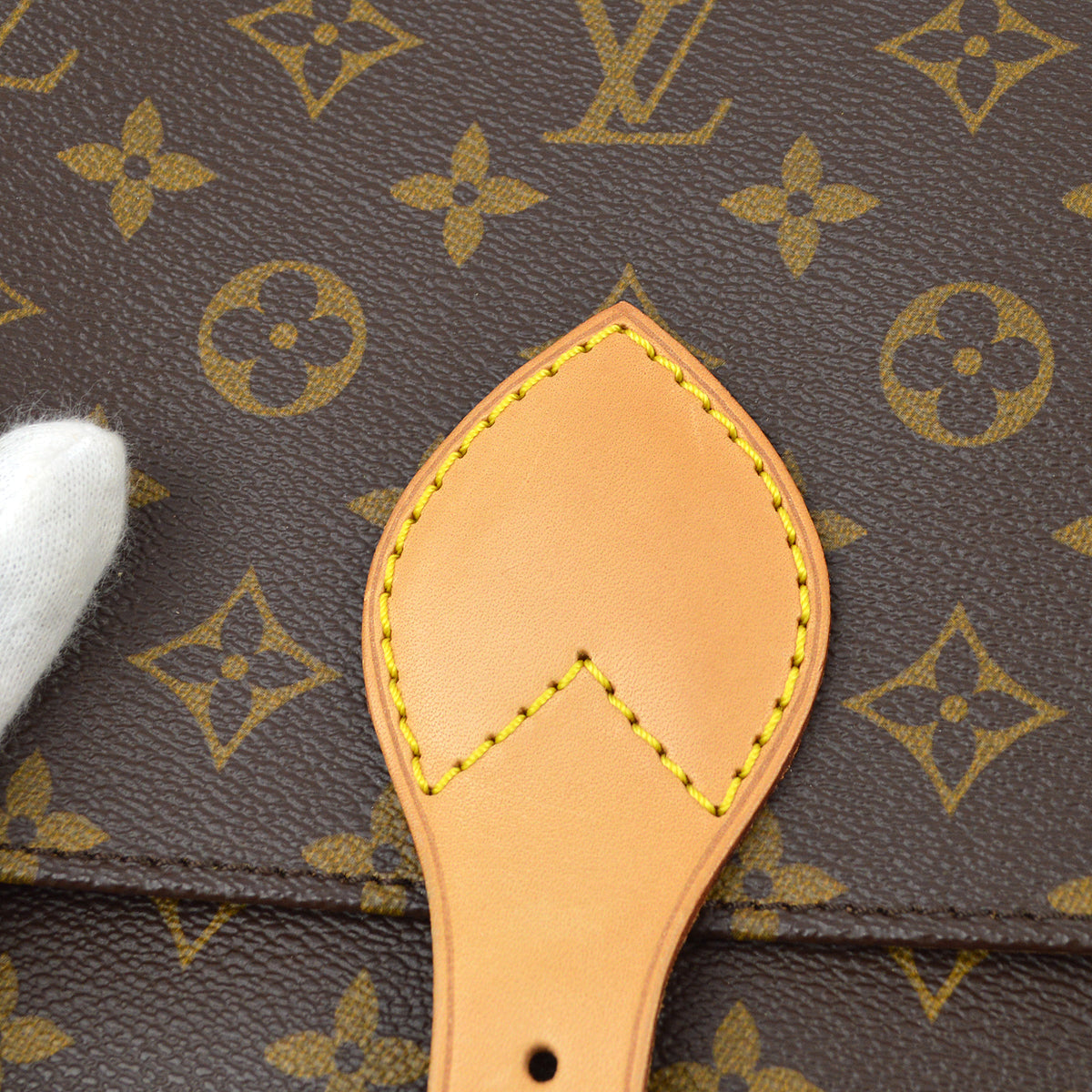 Louis Vuitton 1991 Monogram Cartouchiere MM Shoulder Bag M51253