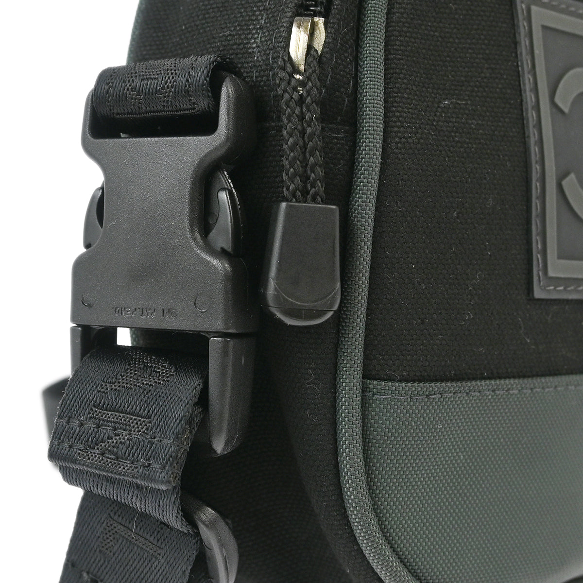 Chanel Black Green Shoulder Bag Style