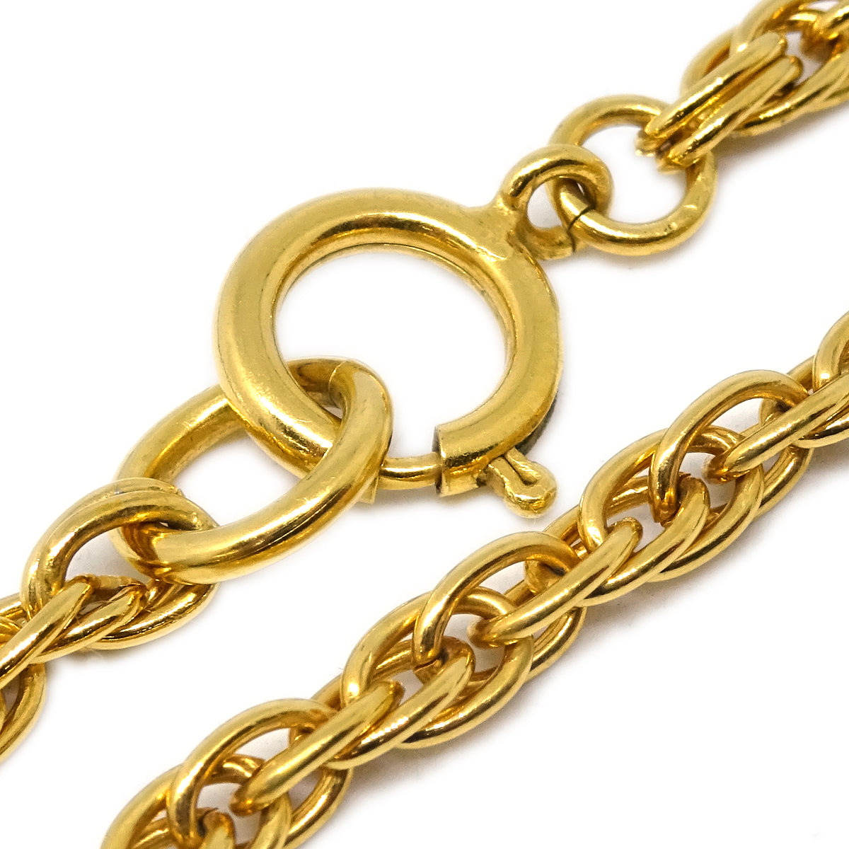 Chanel Gold Chain Luxury Handbag Style 3