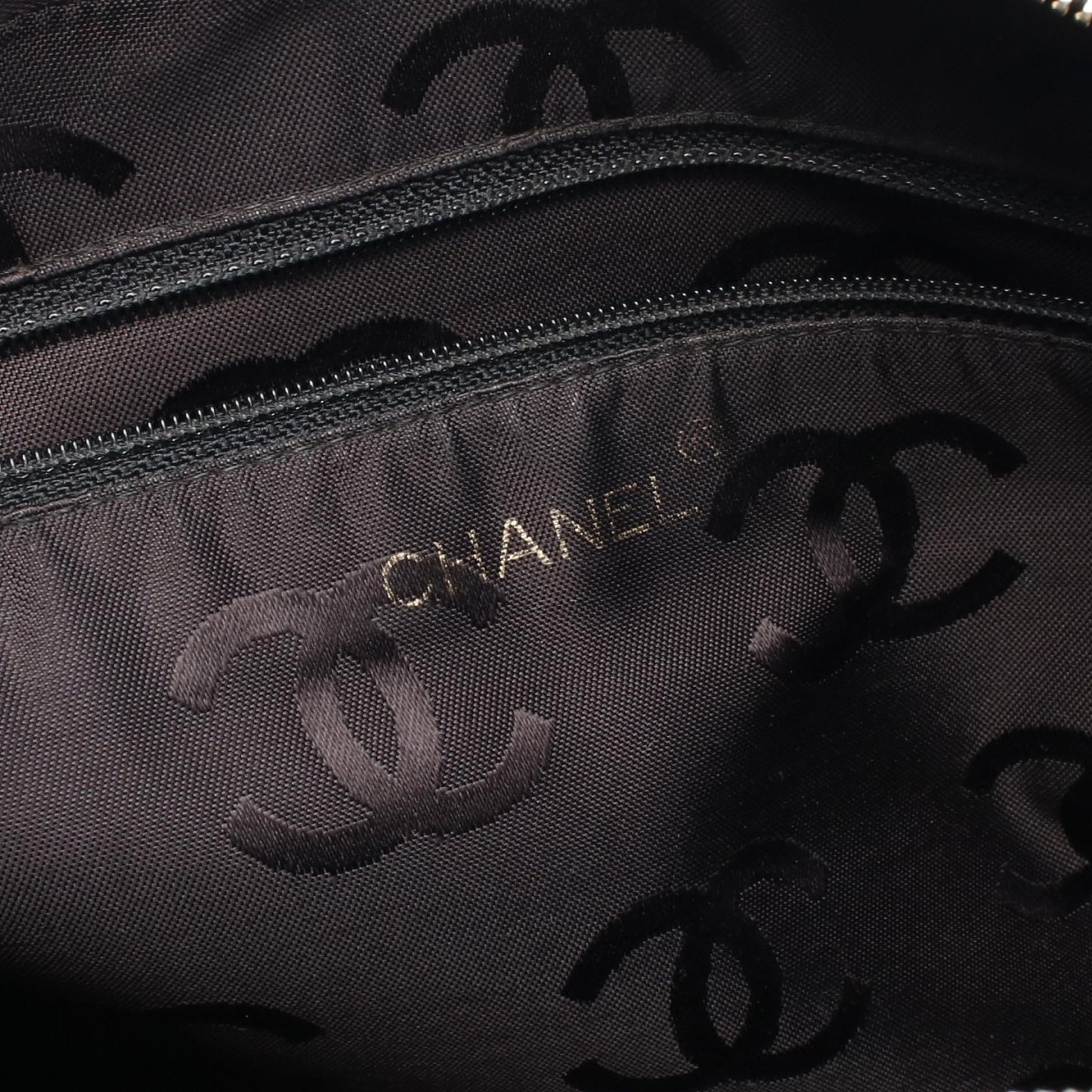 Chanel Luxury Shoulder Bag Style