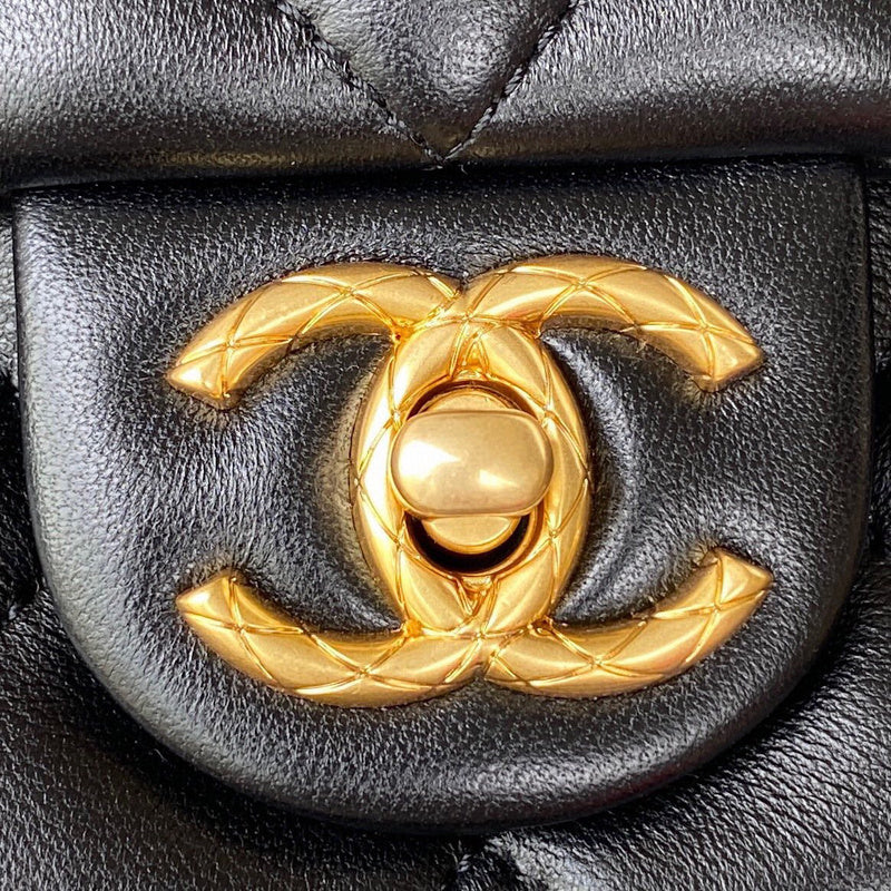 Chanel Luxury Handbag Style 114