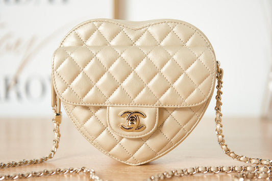 Chanel Luxury Handbag Style 439