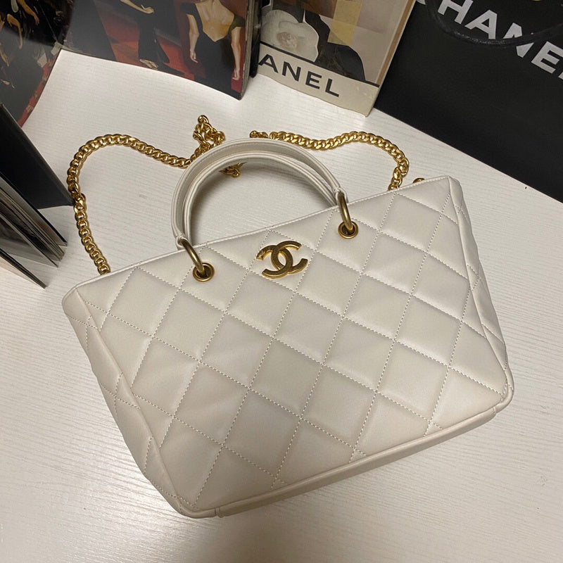 Chanel Luxury Handbag Style 35