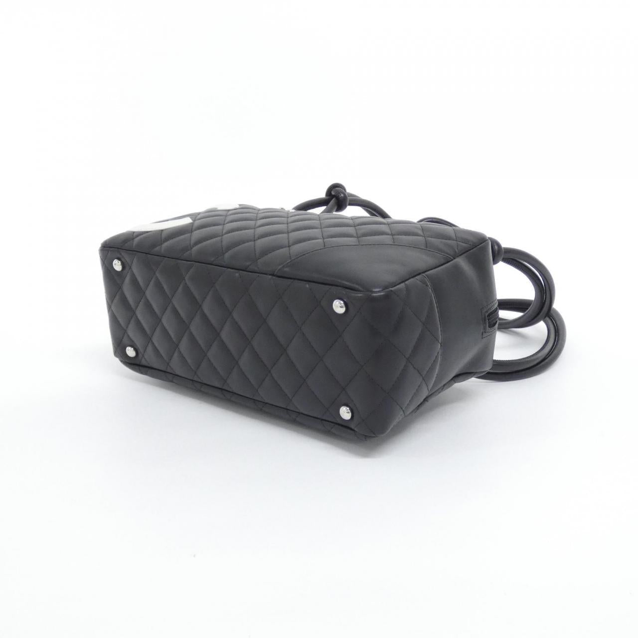 Chanel Calfskin Luxury Shoulder Bag Style 3
