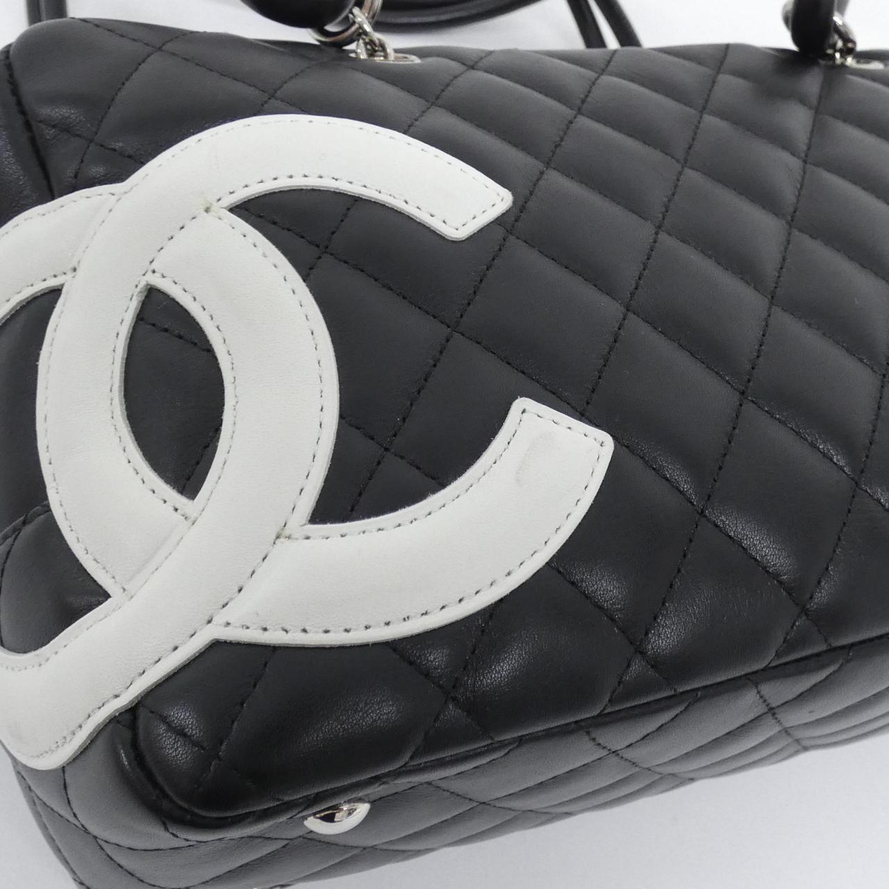 Chanel Calfskin Luxury Shoulder Bag Style 3