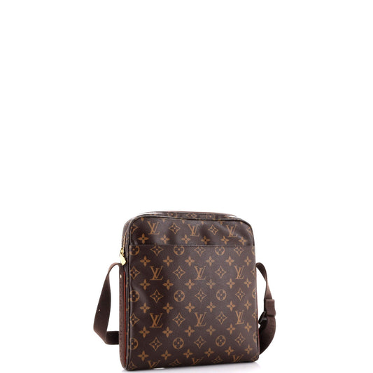 Louis Vuitton Trotteur Beaubourg Handbag Monogram Canvas