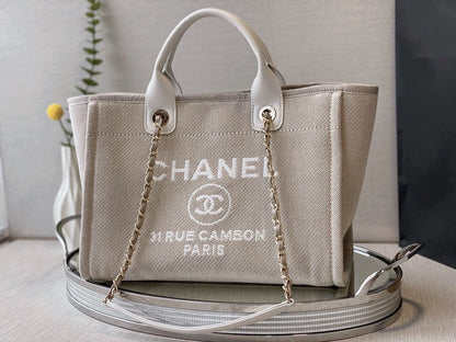 Chanel Luxury Handbag Style 150