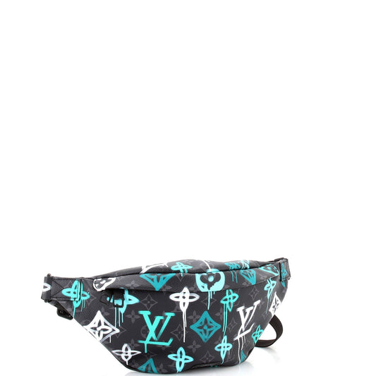 Louis Vuitton Discovery Bumbag Graffiti Monogram Eclipse Canvas