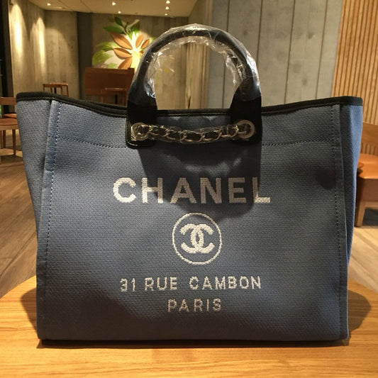 Chanel Luxury Handbag Style 554