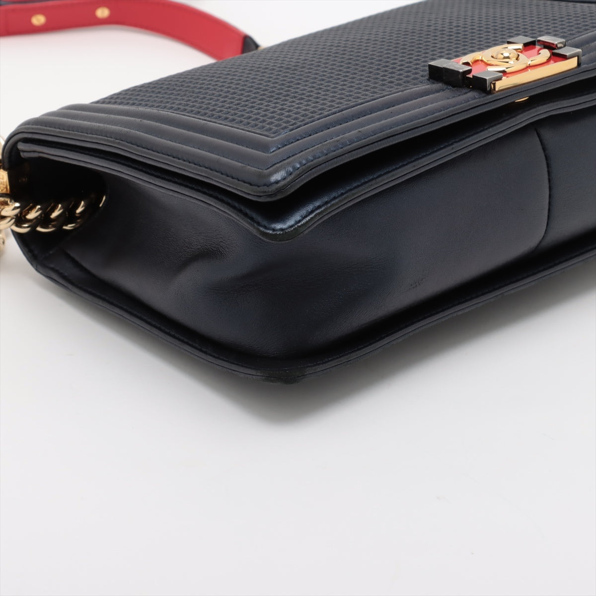 Chanel Boy Leather Chain Shoulder Bag