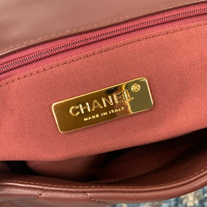 Chanel Luxury Handbag Style 577