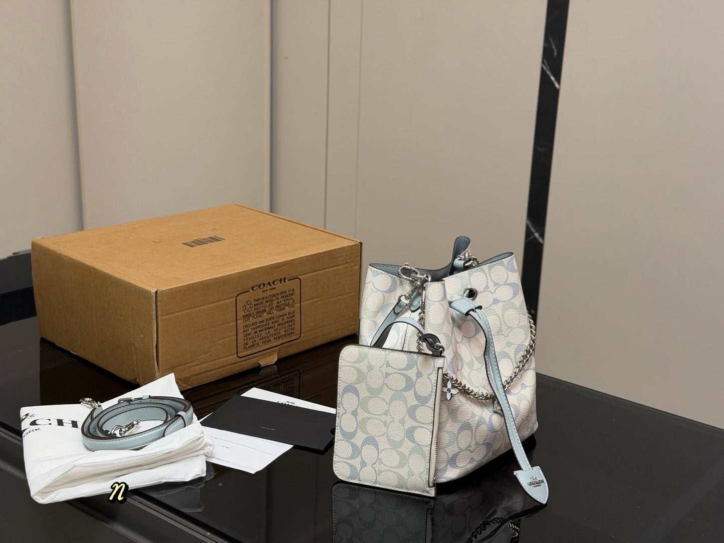 High-End Women's Fashion Handbags-21