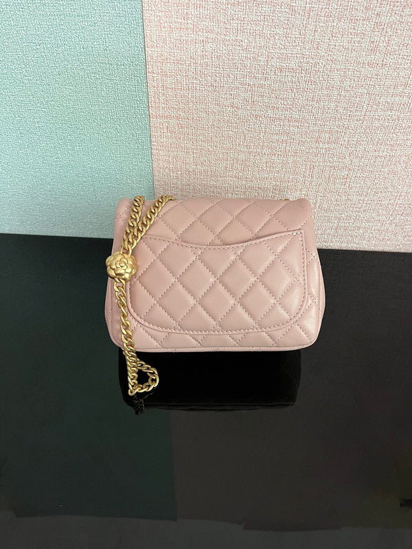 Chanel Luxury Handbag Style 67