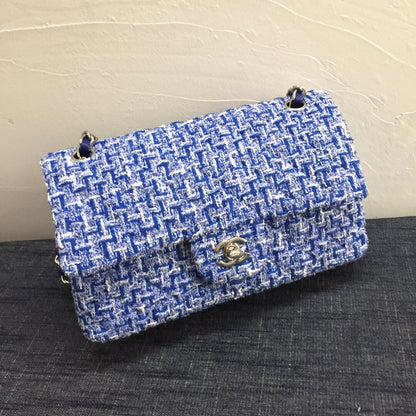 Chanel Luxury Handbag Style 60