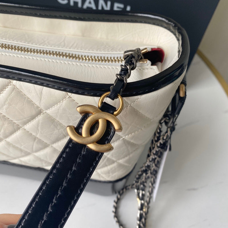 Chanel Luxury Handbag Style 474