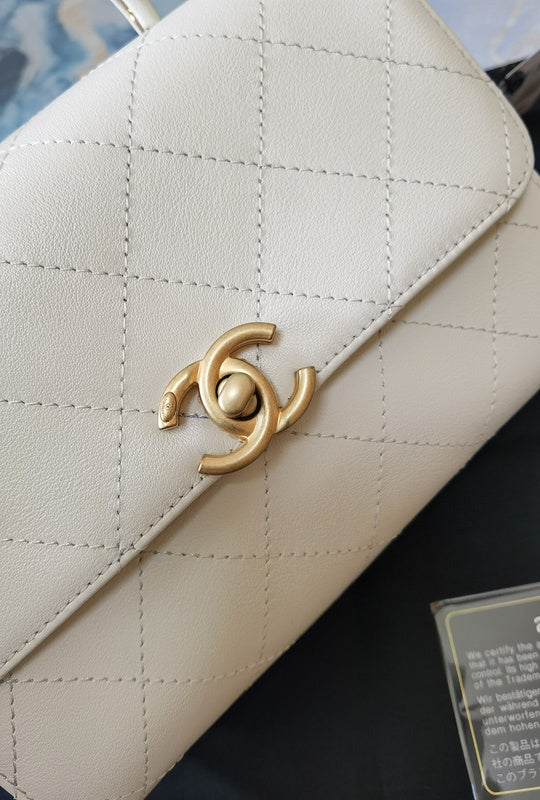 Chanel Luxury Handbag Style 634