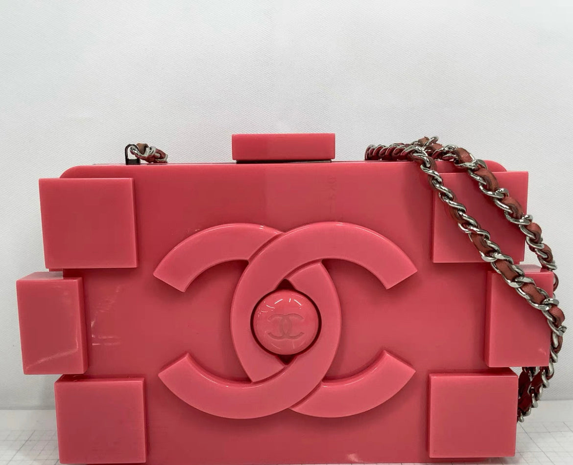 Chanel Luxury Leather Silver Handbag Leather