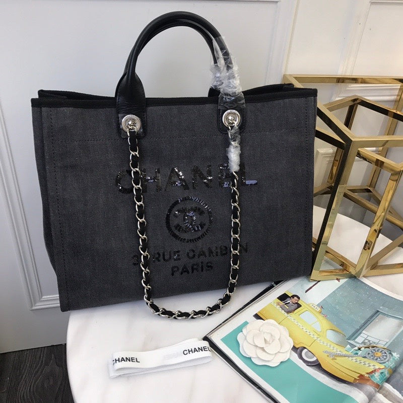 Chanel Luxury Handbag Style 545