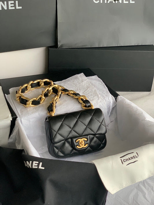 Chanel Luxury Handbag Style 270