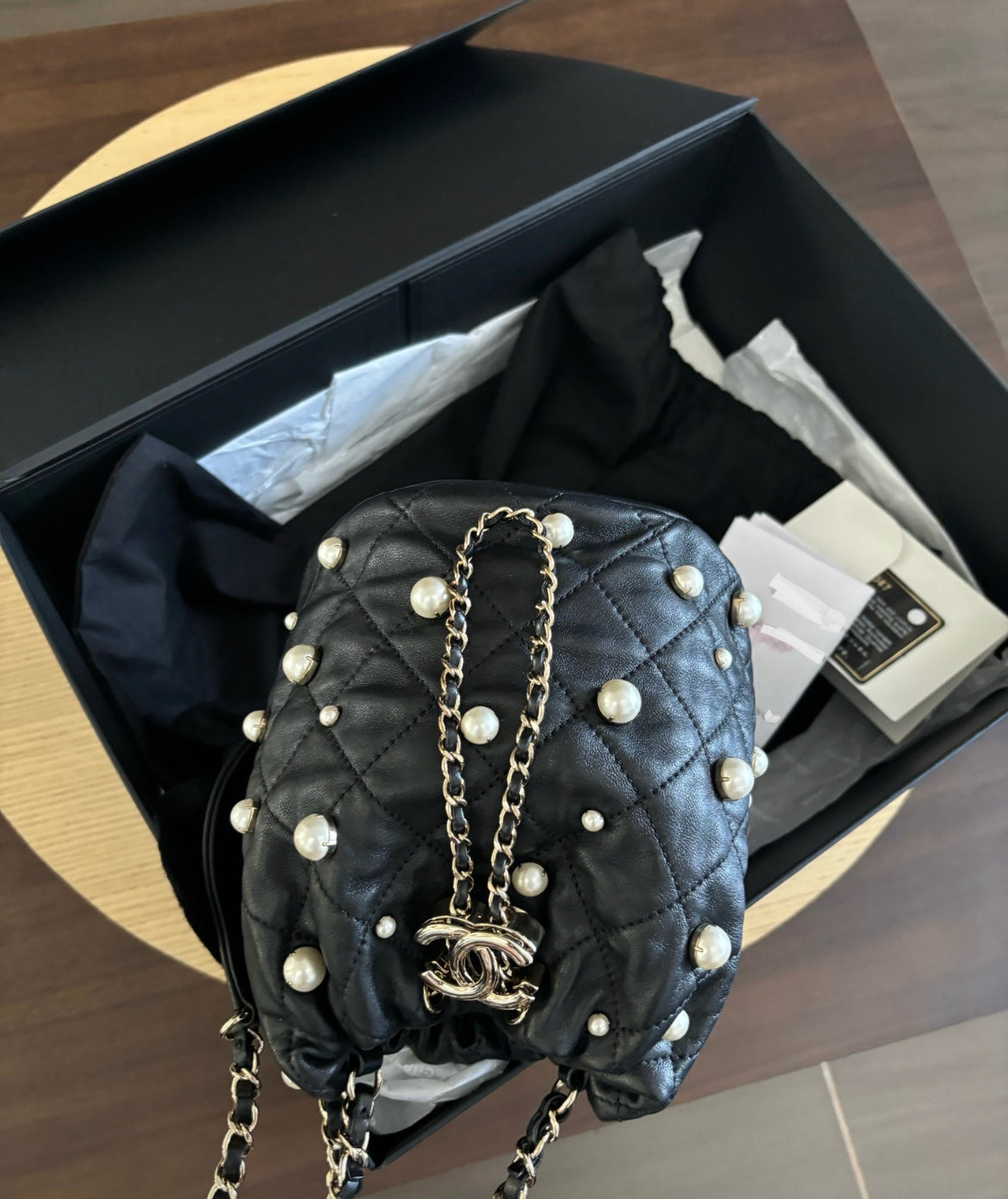 Chanel Luxury Leather Handbag Style 13