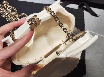 Chanel Luxury Leather Gold Clutch Style 3