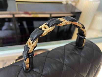 Chanel Luxury Handbag Style 633