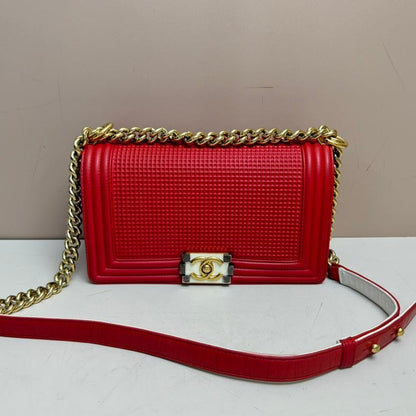 Chanel Boy Medium Lambskin Red Shoulder Bag Style