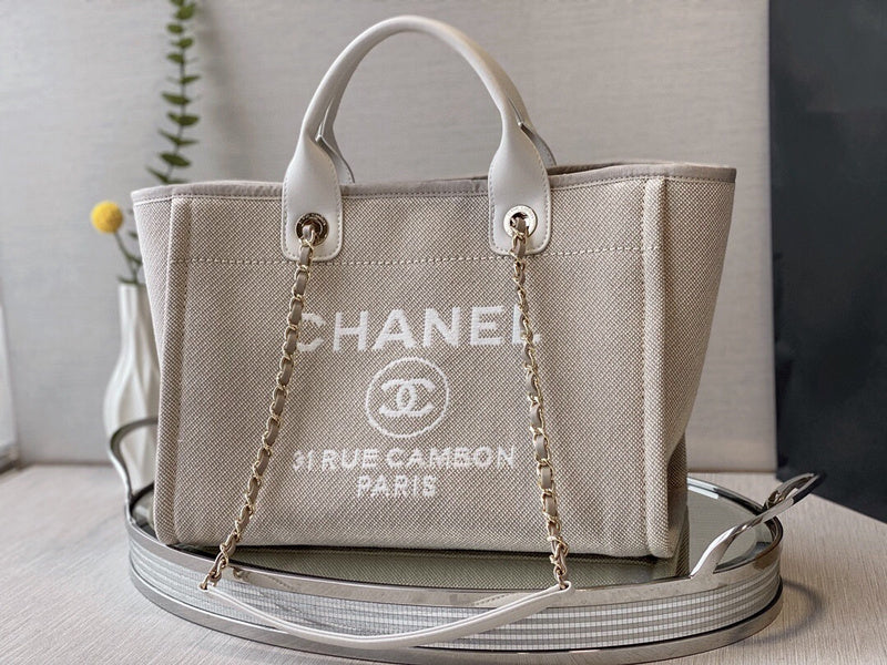 Chanel Luxury Handbag Style 137