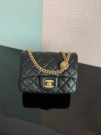 Chanel Luxury Handbag Style 69