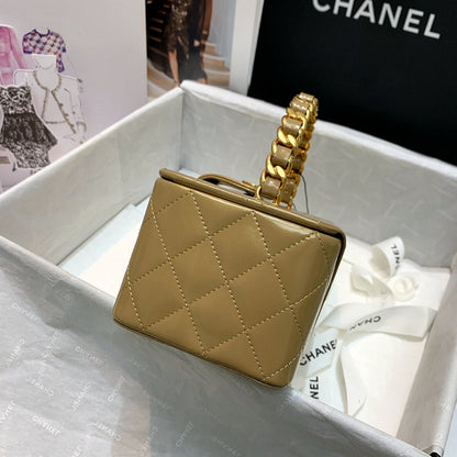 Chanel Luxury Handbag Style 566
