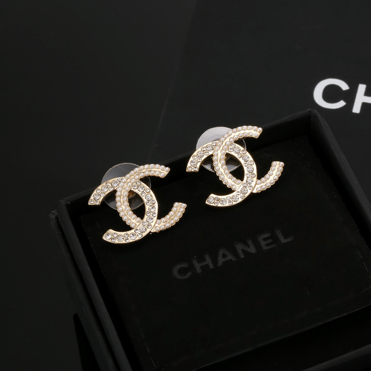 High-Quality Stud Earrings-110