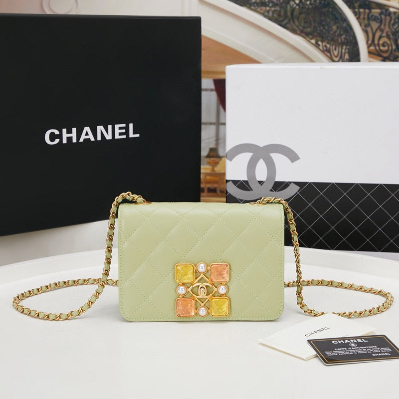 Chanel Luxury Handbag Style 645