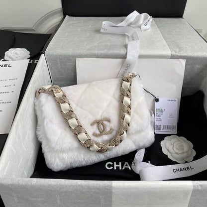 Chanel Luxury Handbag Style 567