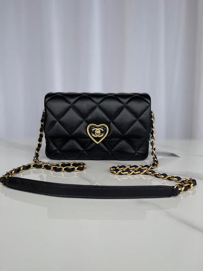 Chanel Luxury Handbag Style 106