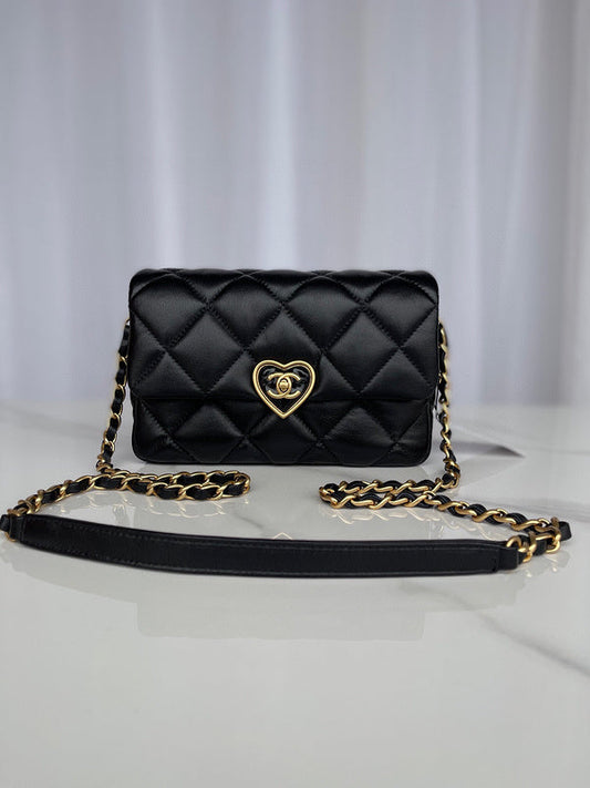 Chanel Luxury Handbag Style 106