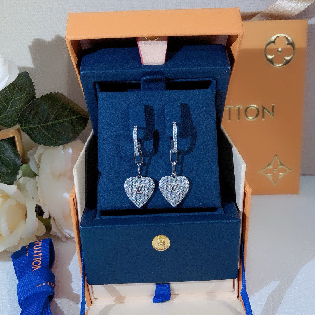 High-Quality Stud Earrings-11