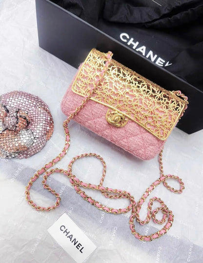Chanel Chanel 22 Tweed Gold Shoulder Bag