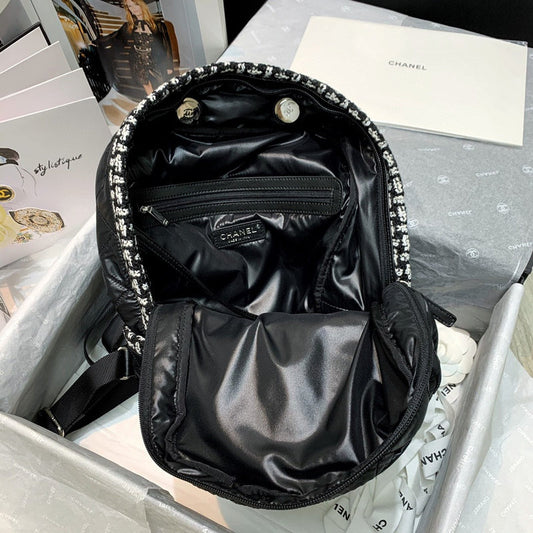 Chanel Luxury Handbag Style 392