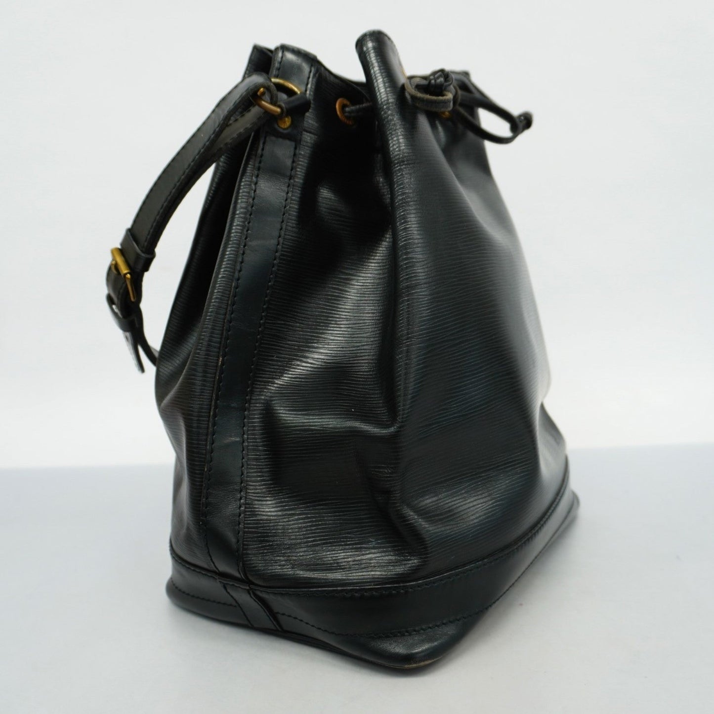 Louis Vuitton  Shoulder Bag