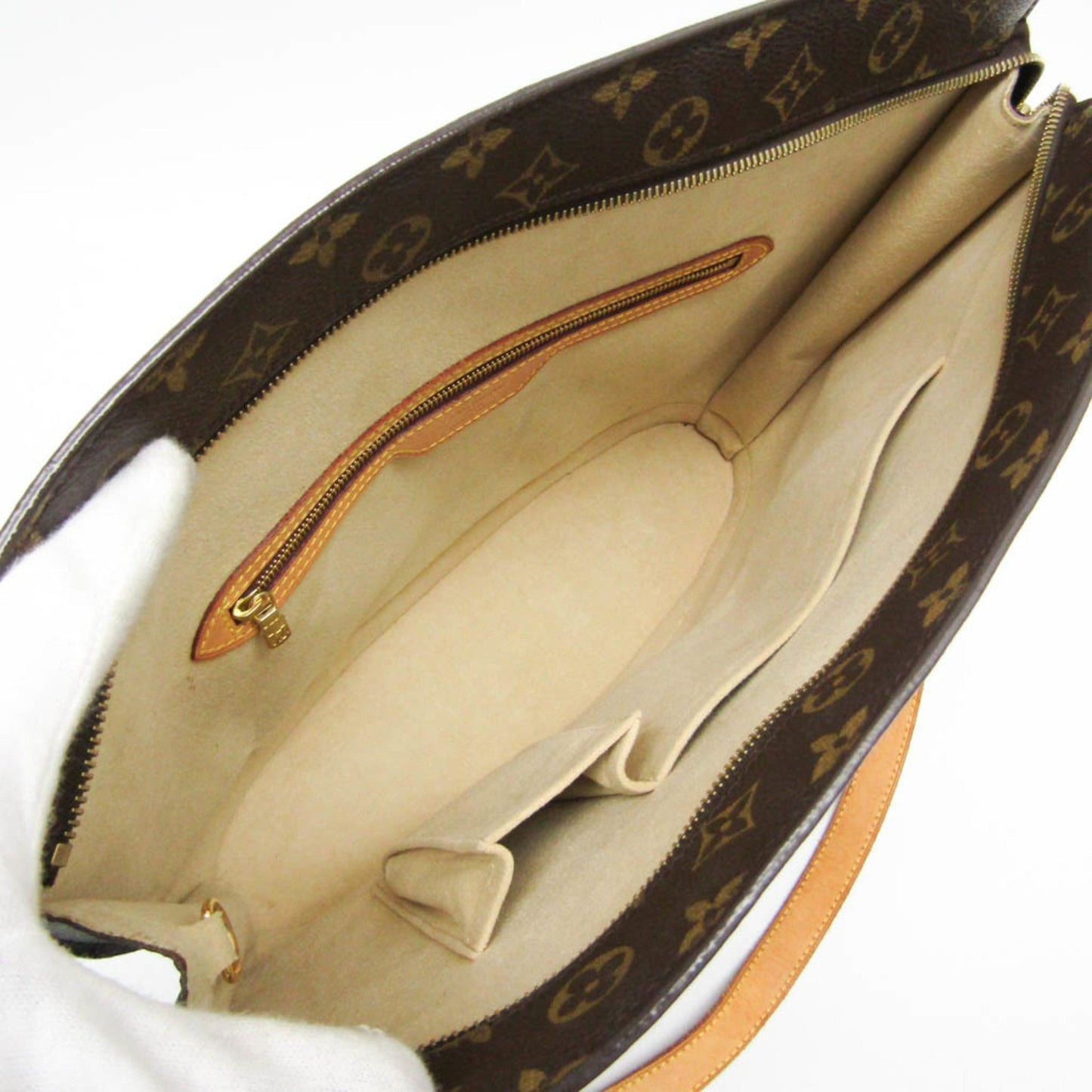 Louis Vuitton    Shoulder Bag