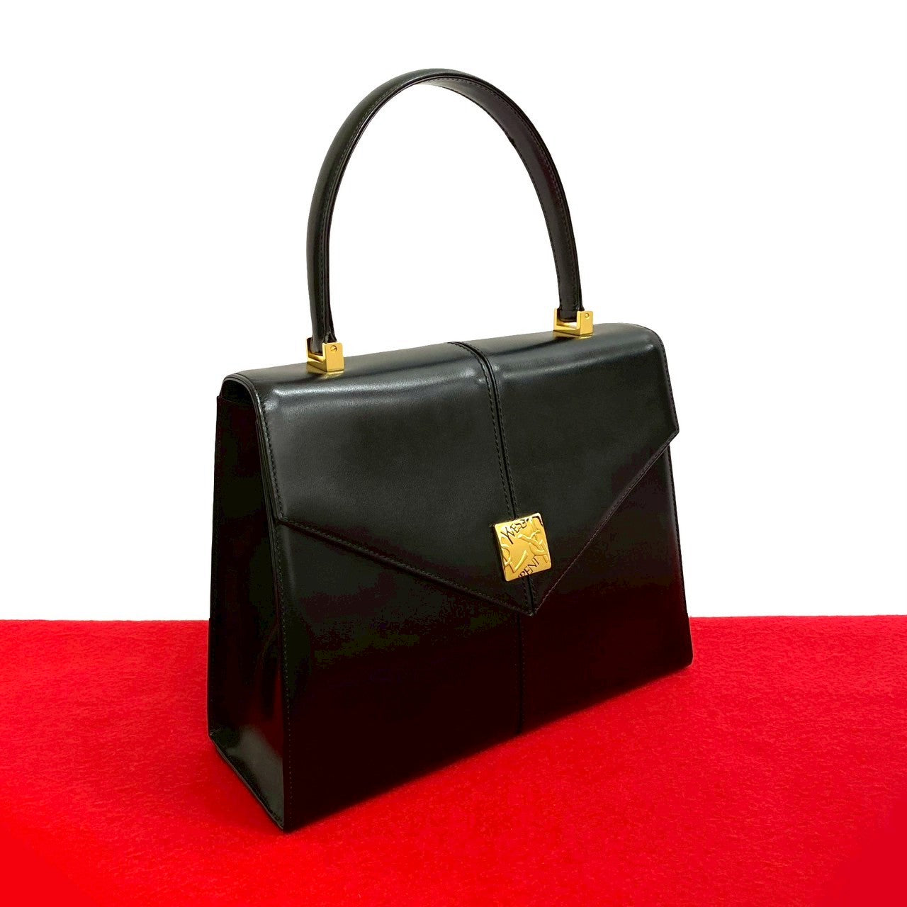 Yves Saint Laurent Leather Handbag