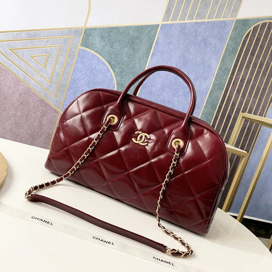 Chanel Luxury Handbag Style 658