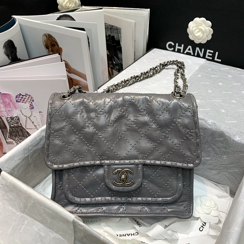 Chanel Luxury Handbag Style 595